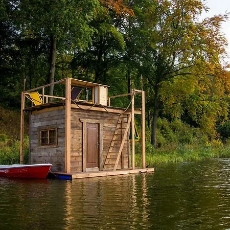 Plywajacy Przywidz (Gdansk)